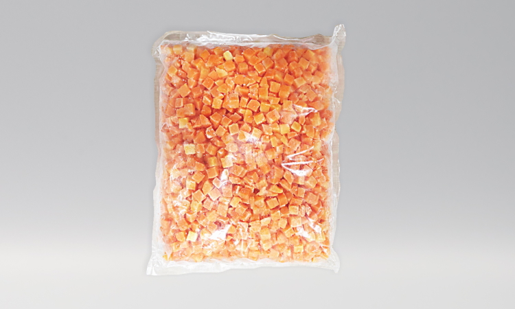 「九州産冷凍有機にんじんダイスカット」　食育と環境課題をつなぐ、オーガニック給食素材。01